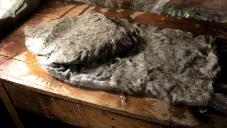 Изготовление валенок раскладка мокрой шерсти шерсти 
